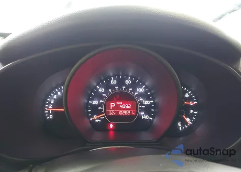 2019 Kia Soul z USA, uszkodzony, nr VIN KNDJN2A27K7682810